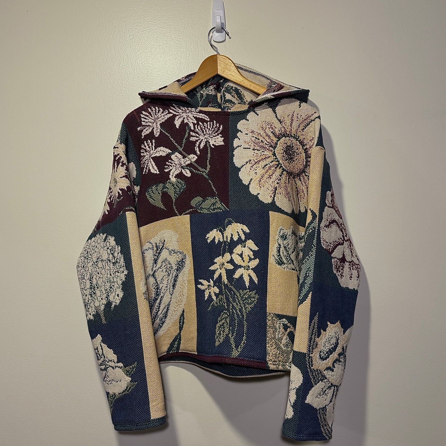 Woven Hoodie - M/L