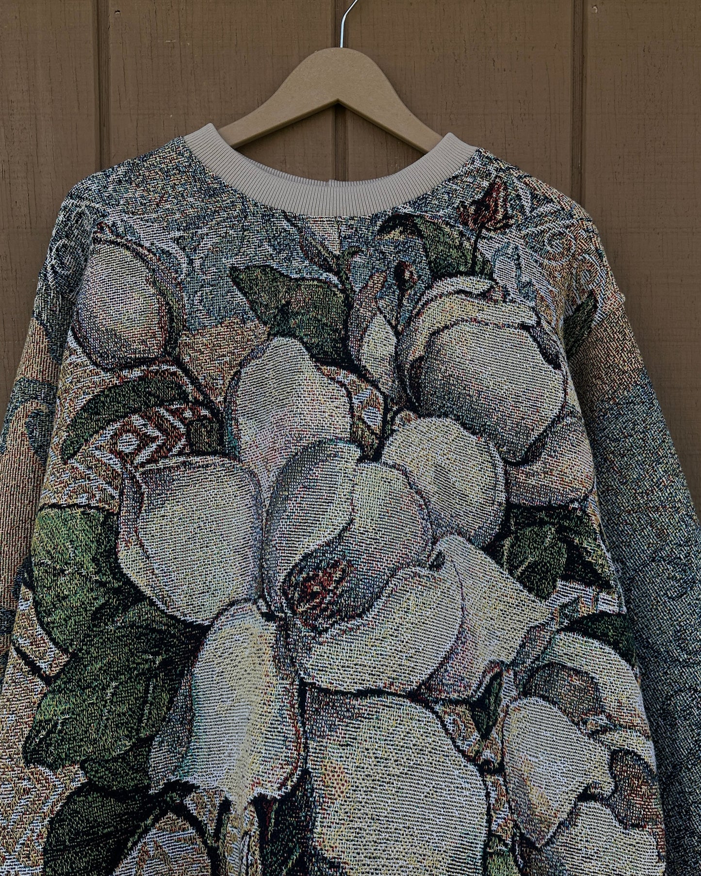 Faith Woven Crewneck - L