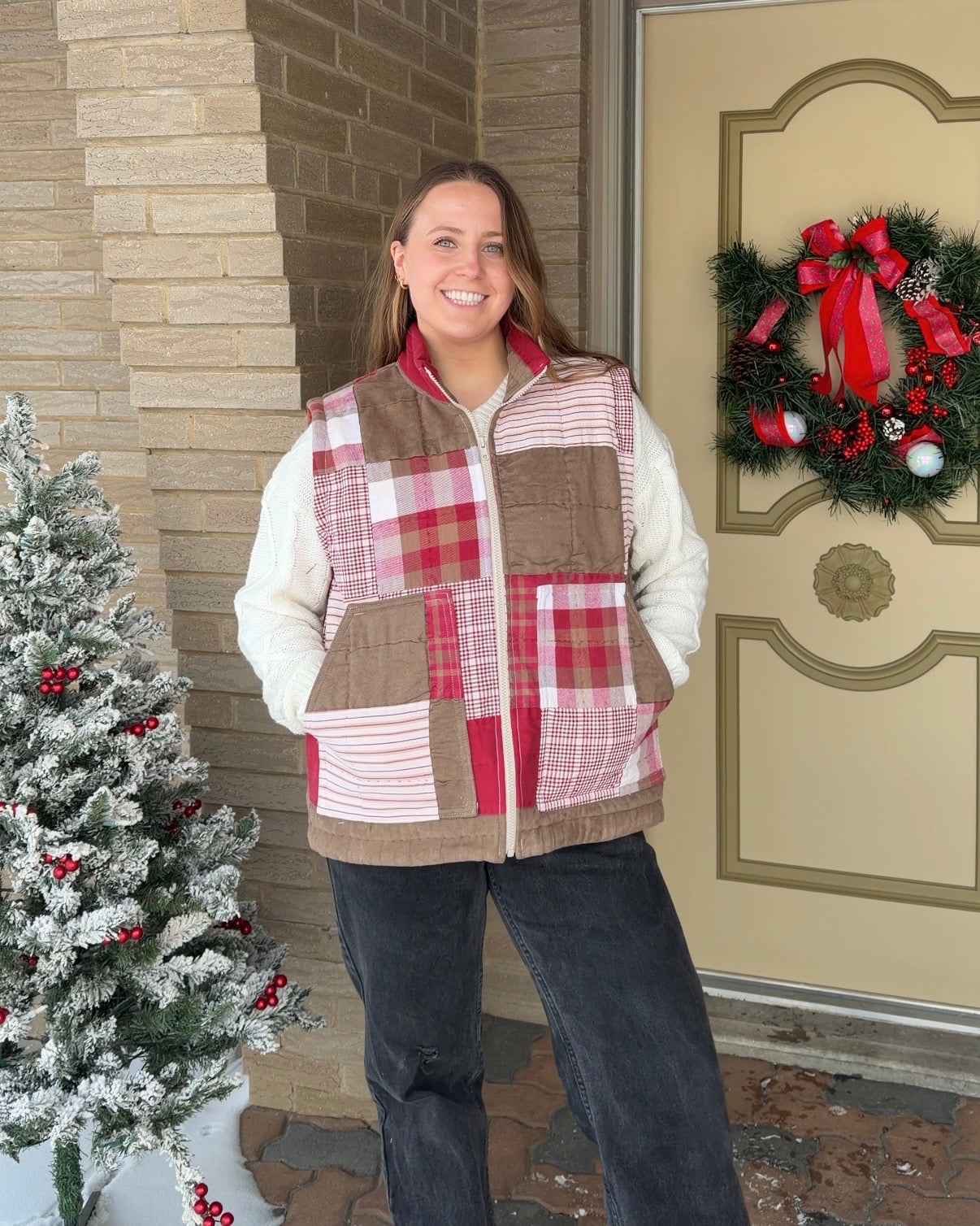 M/L - red plaid vest