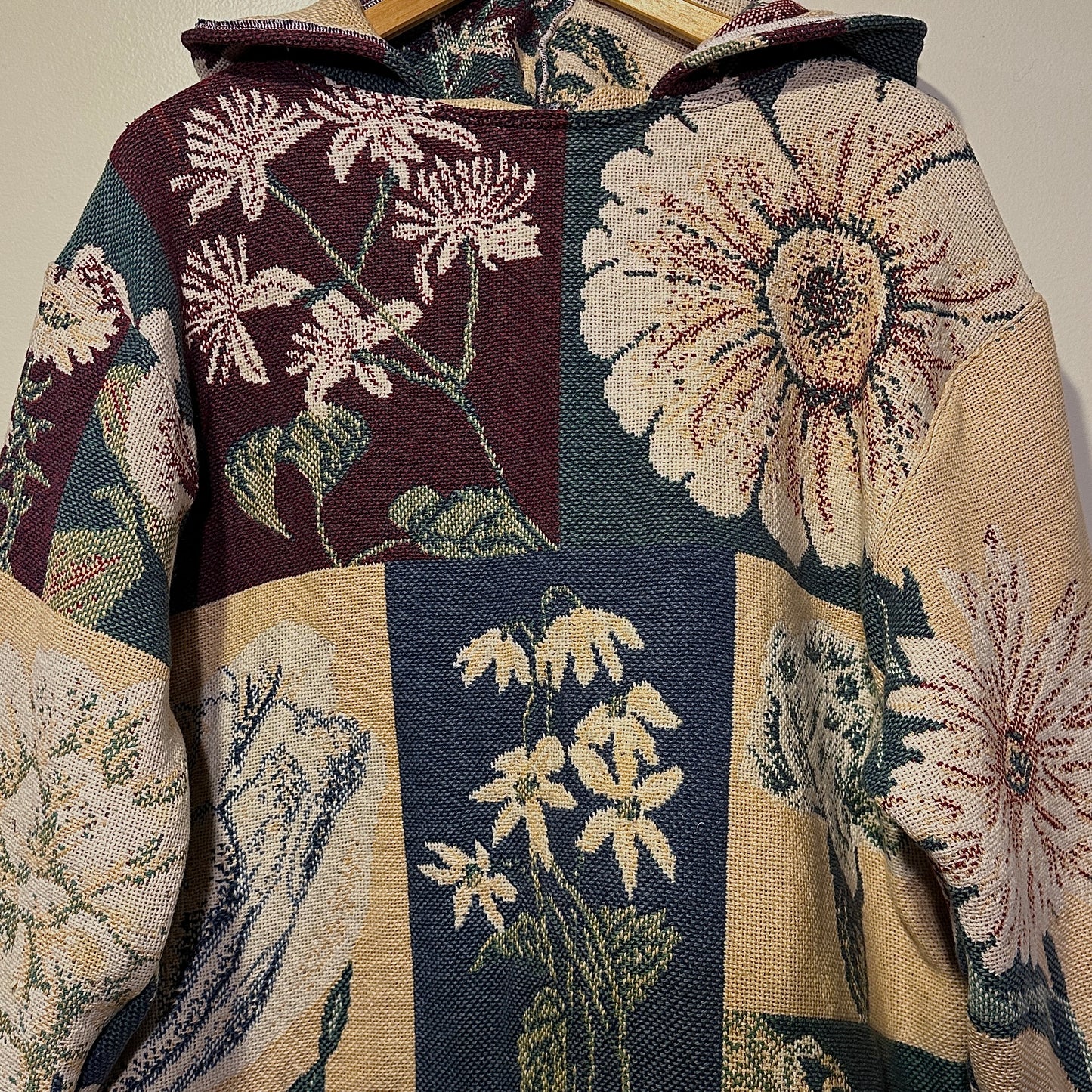 Woven Hoodie - M/L