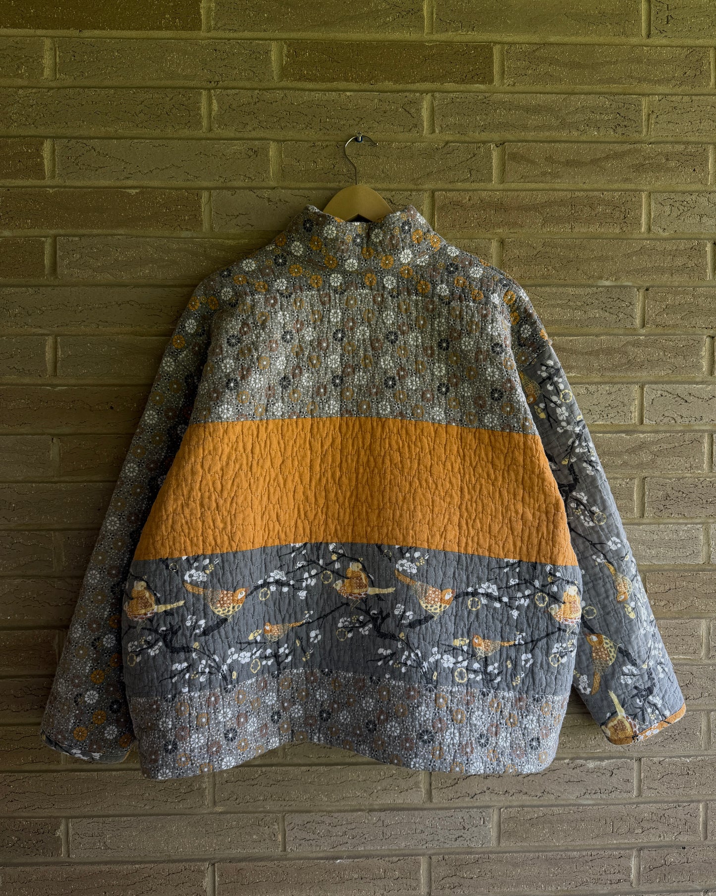 birds quilted jacket - L