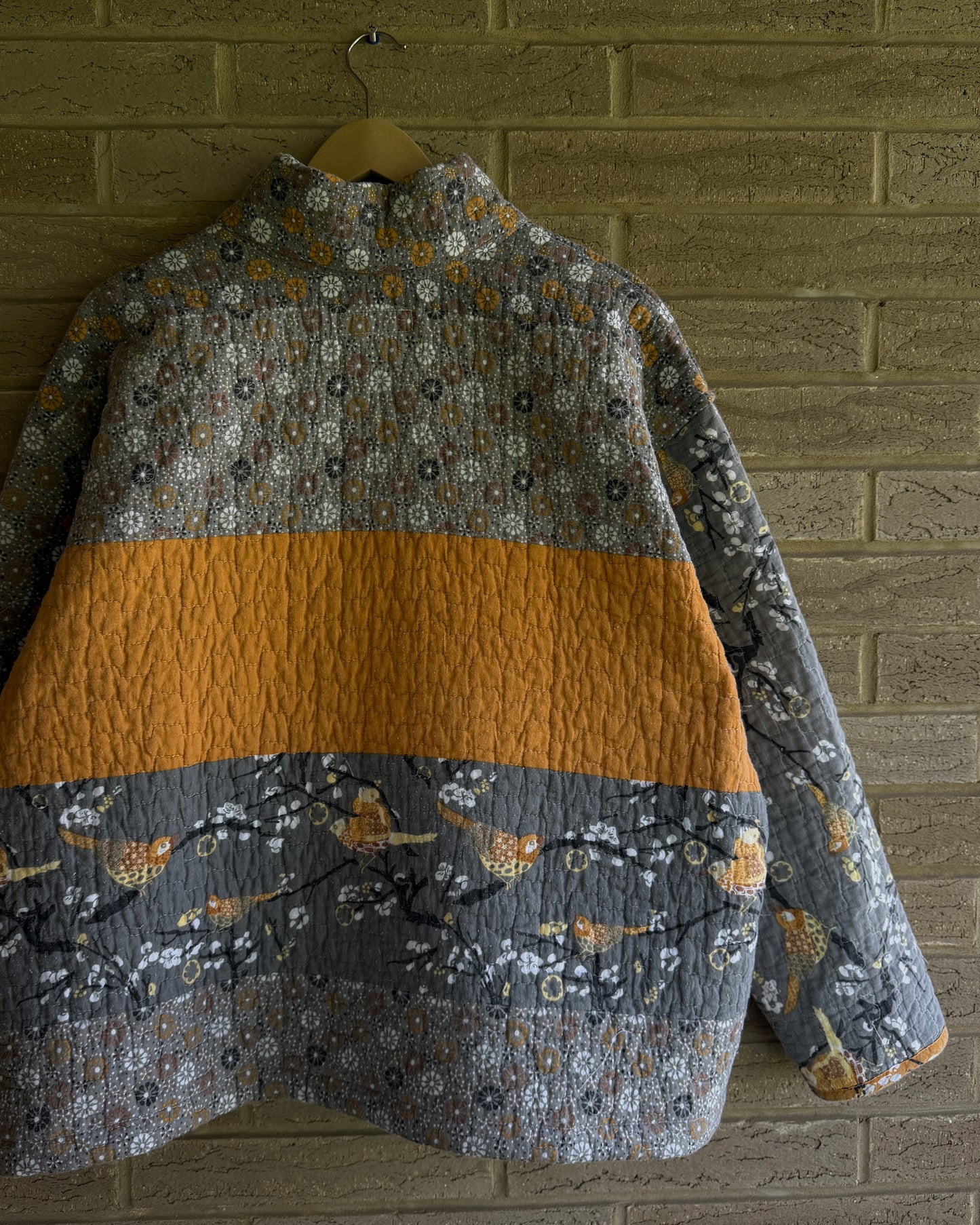 birds quilted jacket - L