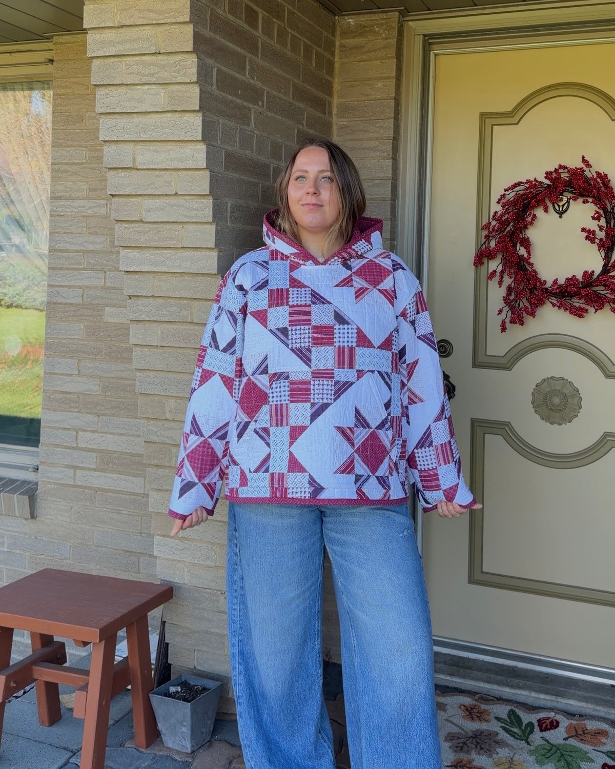 L - star quilted hoodie