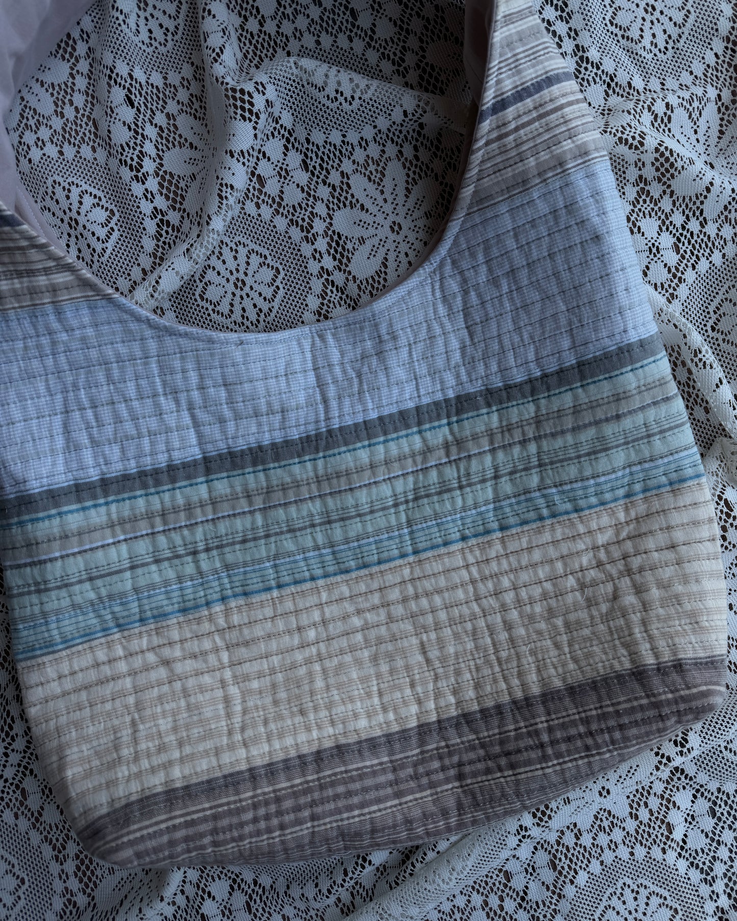 L - beachy hobo bag