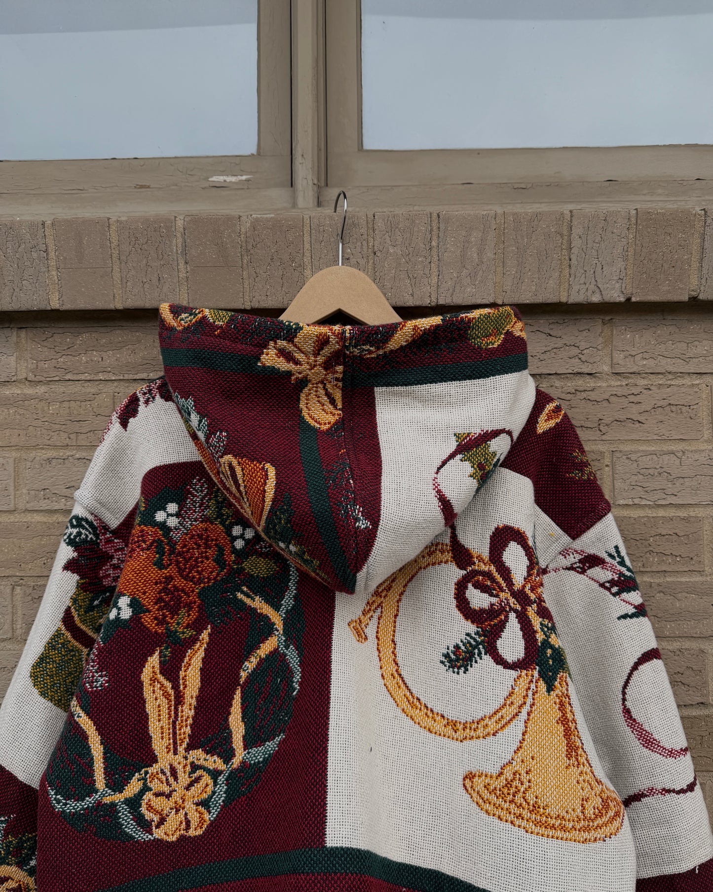 Maroon Christmas Hoodie - L