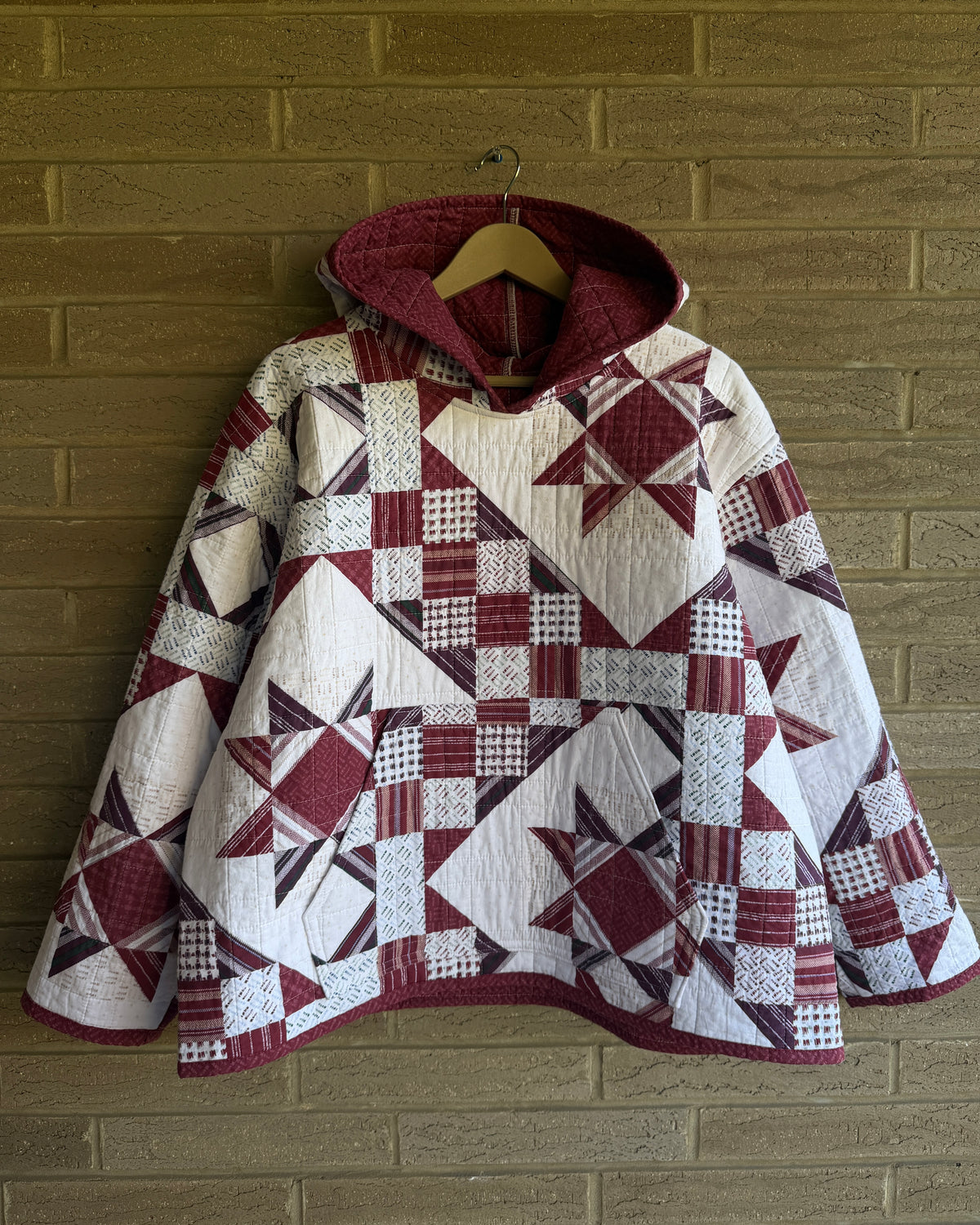 L - star quilted hoodie