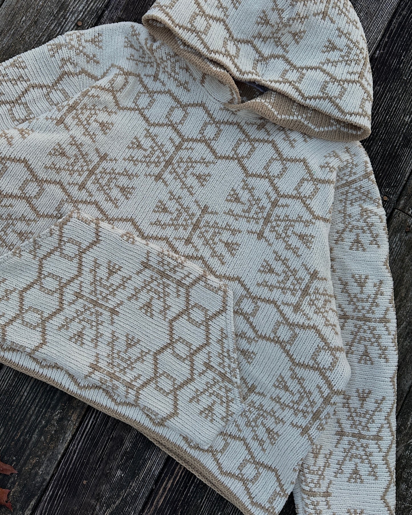XL- Snowflake Hoodie