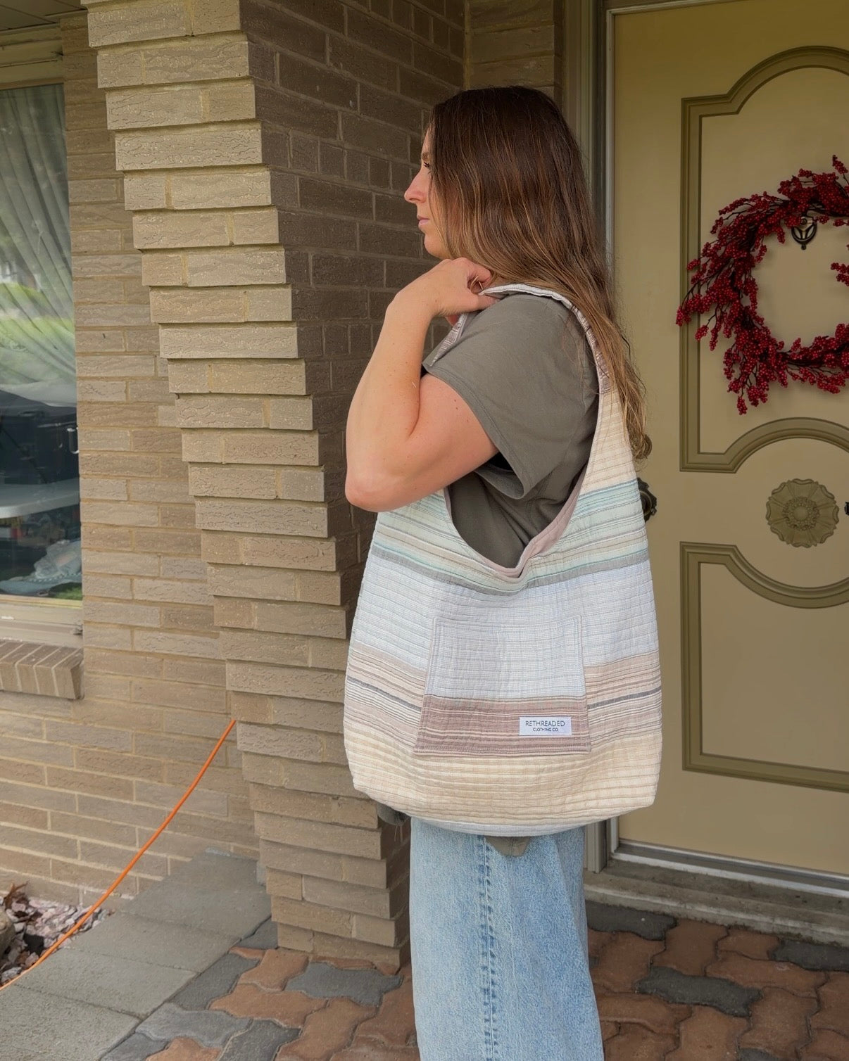 L - beachy hobo bag