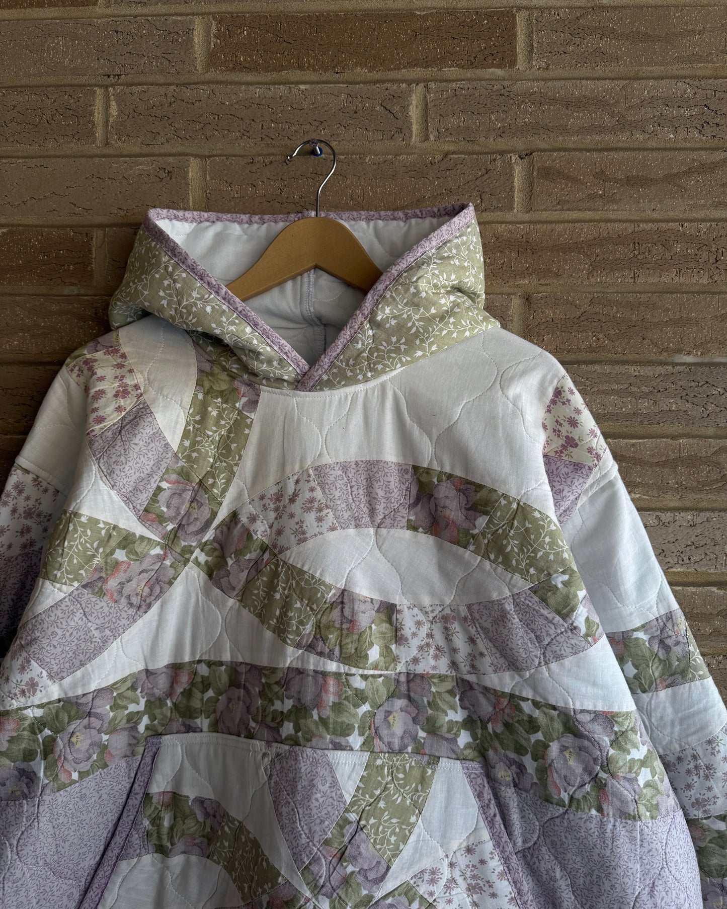 XXL - Purple Ring Quilt Hoodie