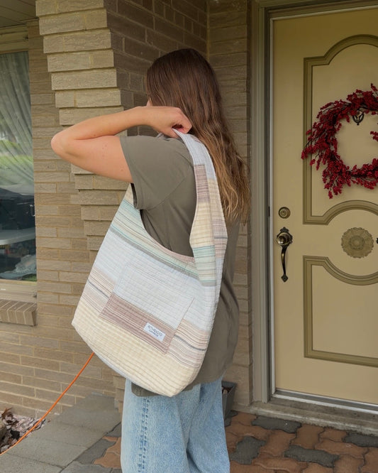 L - beachy hobo bag