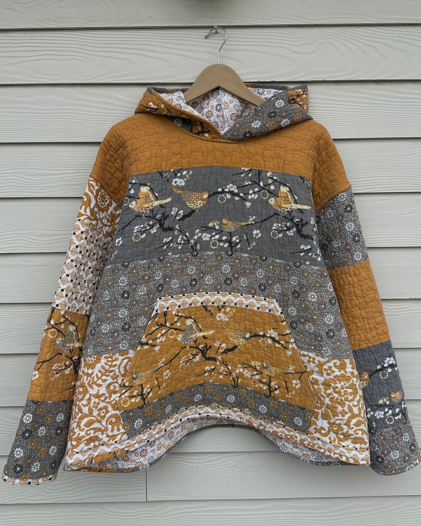 Yellow Birds Hoodie - XL