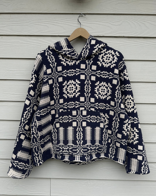 M - Hoodie