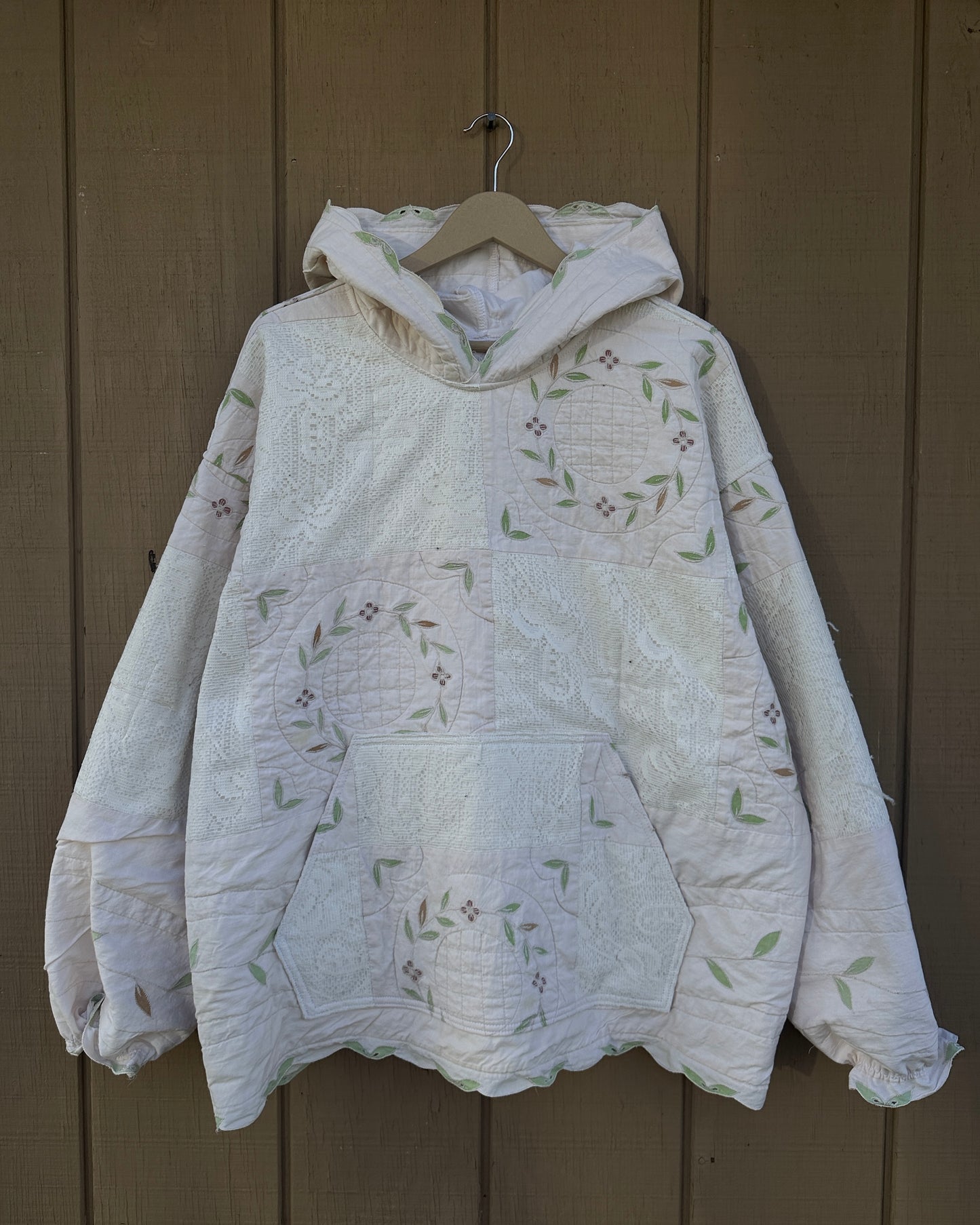 Lace Quilted Hoodie - XXL