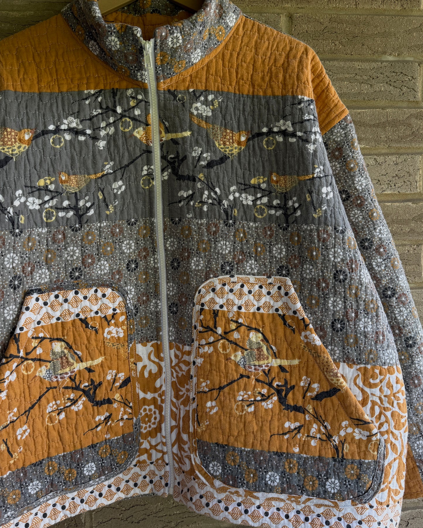 birds quilted jacket - L