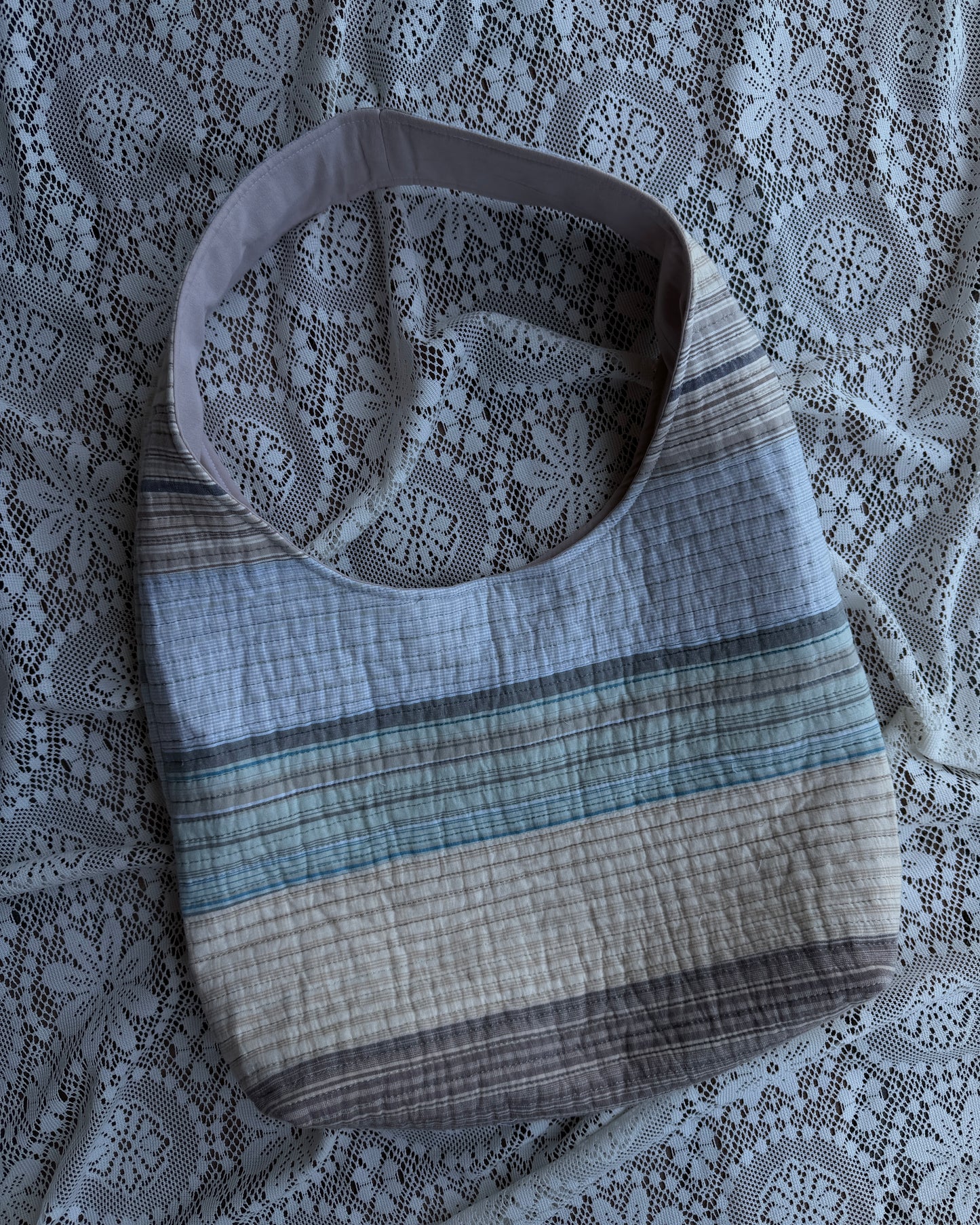 L - beachy hobo bag