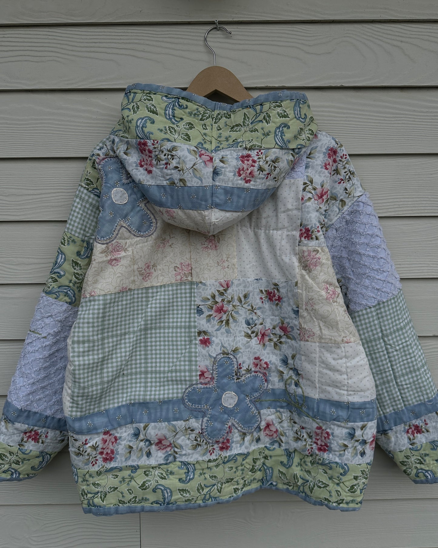 Quilted Hoodie - L